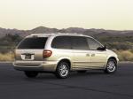 Chrysler Town & Country 2000 года